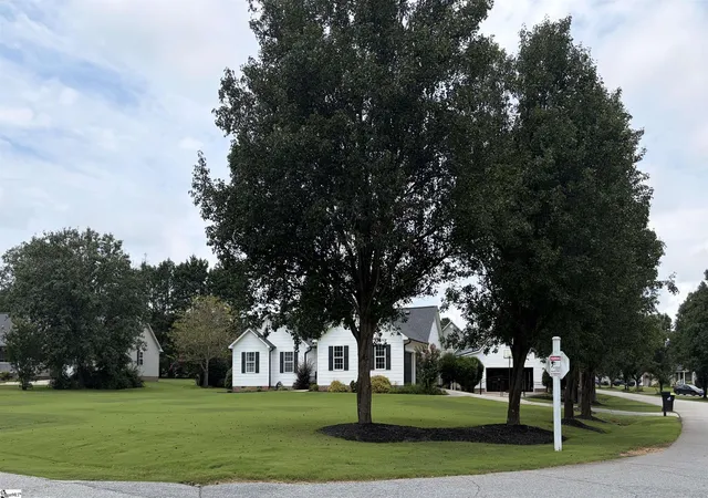 Photo 2 of Single family home for sale at 101 Quarternein Ct, Piedmont, SC 29673 | MLS# 1600590 | Listing updated on 2026-08-27