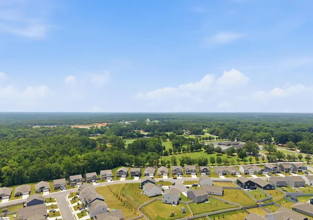 Photo 3 of Single family home for sale at 613 Bayridge Rd, Simpsonville, SC 29680 | MLS# 1600396 | Listing updated on 2026-08-12