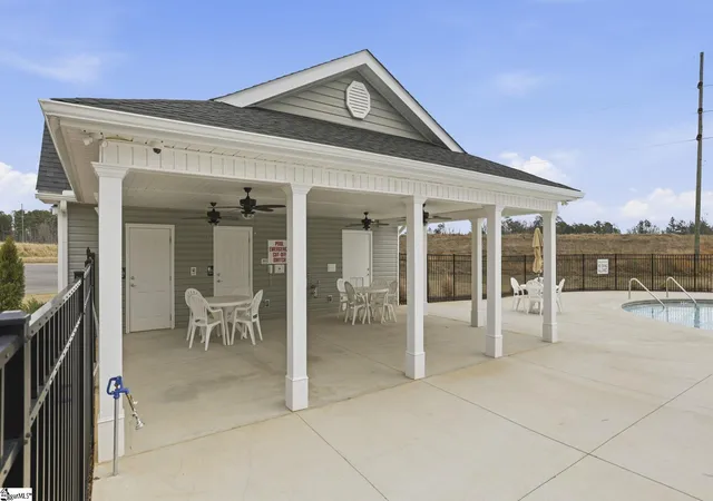 3rd image of 204 Keating St, Greenwood, SC 29649 | MLS# 1589681