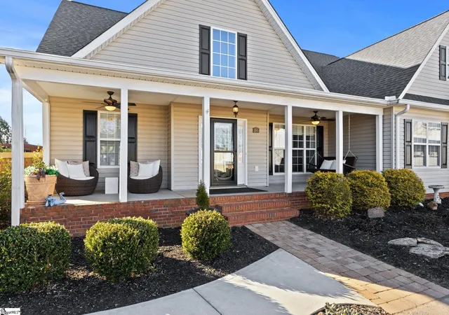 Photo 2 of Single family home for sale at 116a Ridge Rd, Greenville, SC 29607 | MLS# 1601925 | Listing updated on 2026-09-01