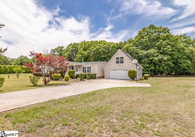 Homes for sale in Starr, SC | 1597 Sexton Gin Rd, Starr, SC 29684 | MLS# 1597649