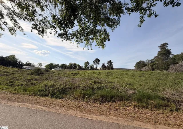 Photo 12 of Land for sale at 215 Leonard Rd, Duncan, SC 29334 | MLS# 1589037 | Listing updated on 2026-06-16