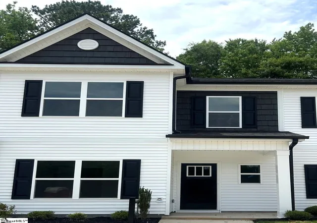 1st image of 624 Farcroft Trl #Lot 128, Roebuck, SC 29376 | MLS# 1585728