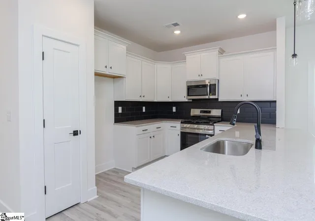 5th image of 624 Farcroft Trl #Lot 128, Roebuck, SC 29376 | MLS# 1585728