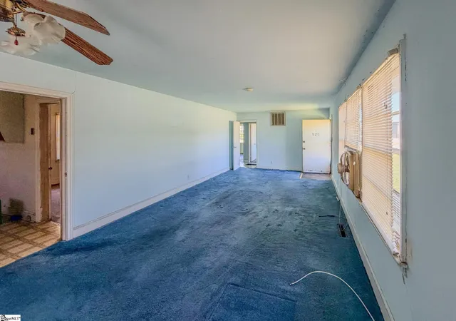 Photo 2 of Single family home for sale at 929 Mt Gallant Dr, Rock Hill, SC 29730 | MLS# 1592025 | Listing updated on 2026-08-07
