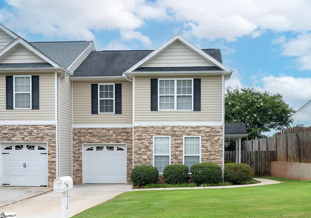 Homes for sale in Greer, SC | 212 Marshland Ln, Greer, SC 29650 | MLS# 1596169