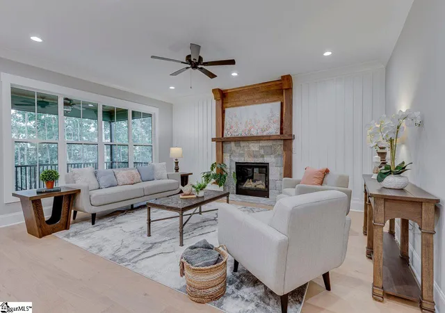 Photo 3 of Single family home for sale at 2345 Old Parker Rd, Greenville, SC 29609 | MLS# 1601495 | Listing updated on 2026-09-16