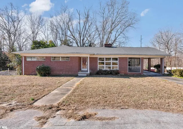 2nd image of 100 Culbreath Heights Dr, Union, SC 29379 | MLS# 1595015