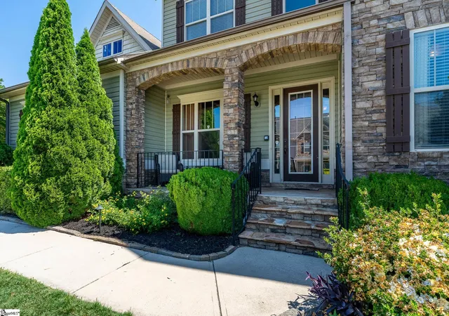 3rd image of 2 Sheldrake Pl, Simpsonville, SC 29681 | MLS# 1595617