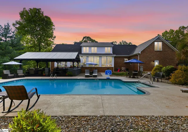 Homes for sale in Greer, SC | 1408 Beverly Rd, Greer, SC 29651 | MLS# 1589234