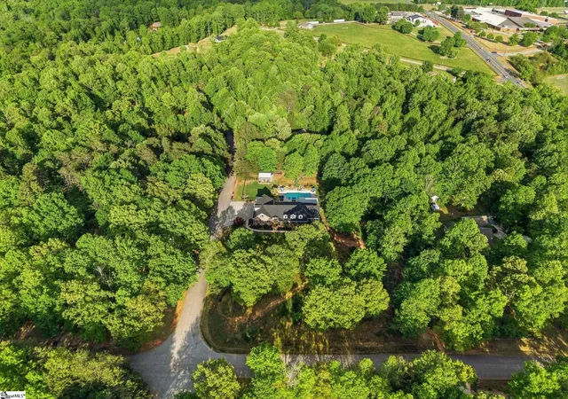Homes for sale in Greer, SC | 1408 Beverly Rd, Greer, SC 29651 | MLS# 1589234