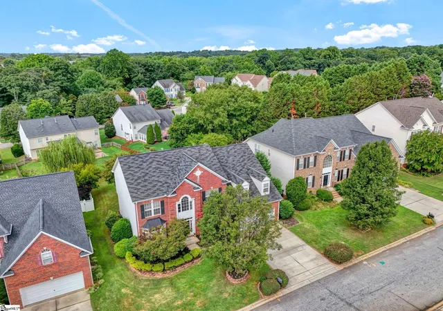 Photo 4 of Single family home for sale at 407 Gunnison Dr, Simpsonville, SC 29681 | MLS# 1600199 | Listing updated on 2026-09-21