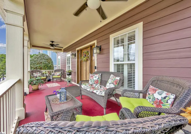 Homes for sale in Simpsonville, SC | 18 Worthington Ct, Simpsonville, SC 29681 | MLS# 1595603