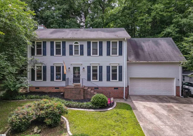 Photo 1 of Single family home for sale at 505 Hunters Hill Rd, Simpsonville, SC 29680 | MLS# 1596203 | Listing updated on 2026-09-09