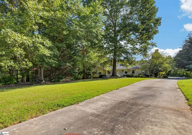 Photo 3 of Single family home for sale at 149 Sorrel Sky Ln, Liberty, SC 29657 | MLS# 1598296 | Listing updated on 2026-08-06