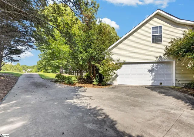 Photo 4 of Single family home for sale at 149 Sorrel Sky Ln, Liberty, SC 29657 | MLS# 1598296 | Listing updated on 2026-08-06