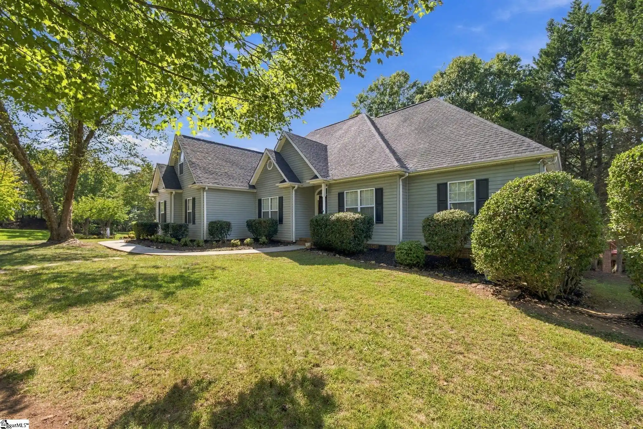 Photo 1 of Single family home for sale at 255 Wood River Way, Taylors, SC 29687 | MLS# 1605682 | Listing updated on 2026-10-22