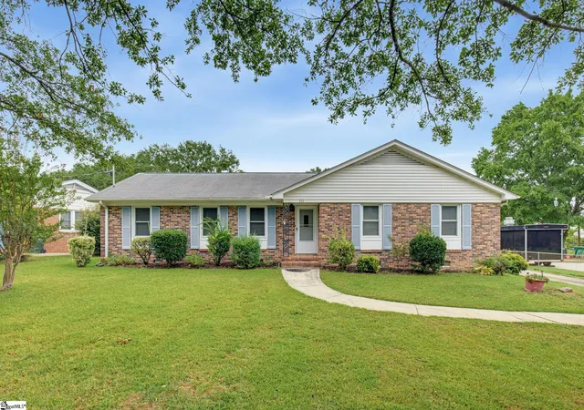 Photo 1 of Sale Pending at 106 S Orchard Dr, Taylors, SC 29687 | MLS# 1601924 | Listing updated on 2026-09-11