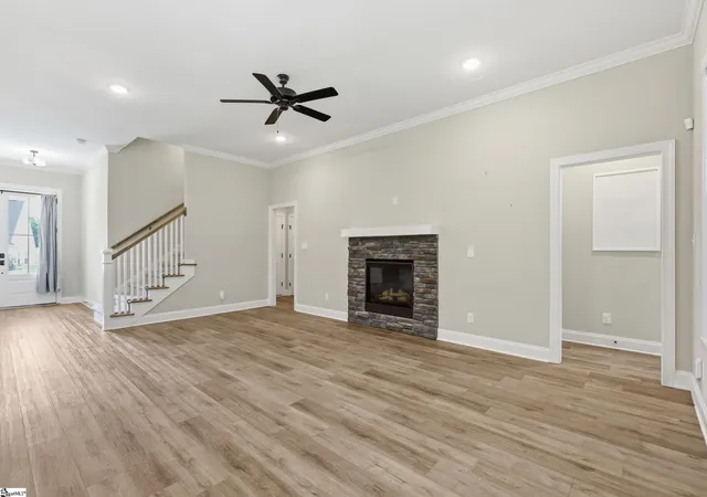 Photo 4 of Single family home for sale at 124 Champion Green, Greenwood, SC 29649 | MLS# 1596339 | Listing updated on 2026-10-27