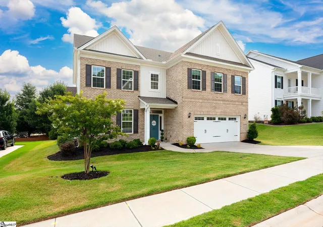 Photo 2 of Single family home for sale at 25 Caventon Dr, Simpsonville, SC 29681 | MLS# 1602515 | Listing updated on 2026-09-17