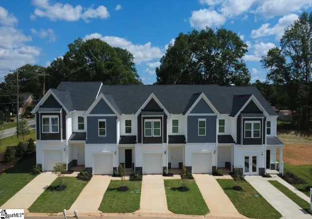 Photo 3 of Townhouse for sale at 2036 Hillman Wy, Roebuck, SC 29376 | MLS# 1584116 | Listing updated on 2026-08-25
