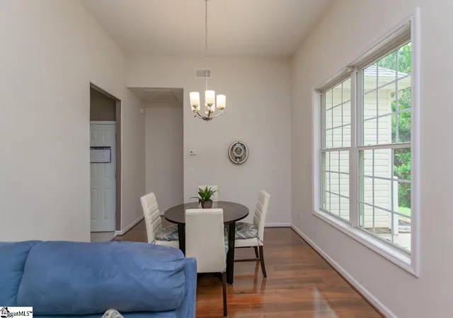 Photo 4 of Single family home for sale at 131 Lauren Wood Cir, Taylors, SC 29687 | MLS# 1597320 | Listing updated on 2026-09-25