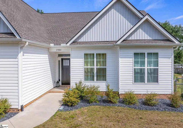 2nd image of 1984 Friendship Church Rd, Gray Court, SC 29645 | MLS# 1595569