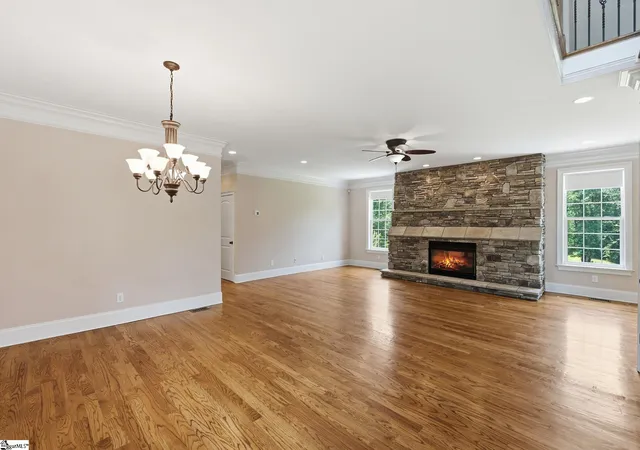 5th image of 215 Log Shoals Rd, Greenville, SC 29605 | MLS# 1596234