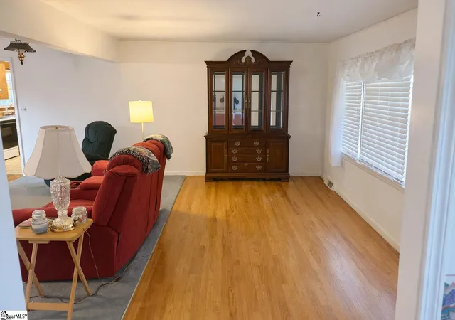 Photo 3 of Single family home for sale at 103 Cope Cir, Greenville, SC 29617 | MLS# 1587126 | Listing updated on 2026-09-06