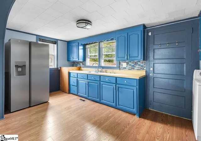 Photo 3 of Single family home for sale at 6 Lyman St, Pelzer, SC 29669 | MLS# 1599916 | Listing updated on 2026-09-21