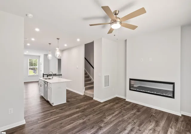 Photo 3 of Townhouse for sale at 22 Broad River Wy, Greenville, SC 29607 | MLS# 1599768 | Listing updated on 2026-08-14