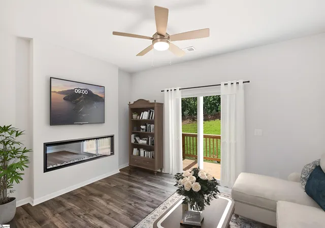 Photo 3 of Townhouse for sale at 22 Broad River Wy, Greenville, SC 29607 | MLS# 1599768 | Listing updated on 2026-08-14