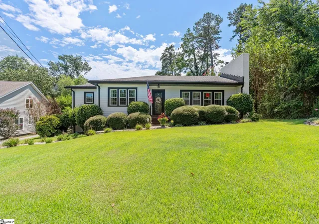 Photo 1 of Single family home for sale at 22 Wilmont Ln, Greenville, SC 29605 | MLS# 1601626 | Listing updated on 2026-09-04