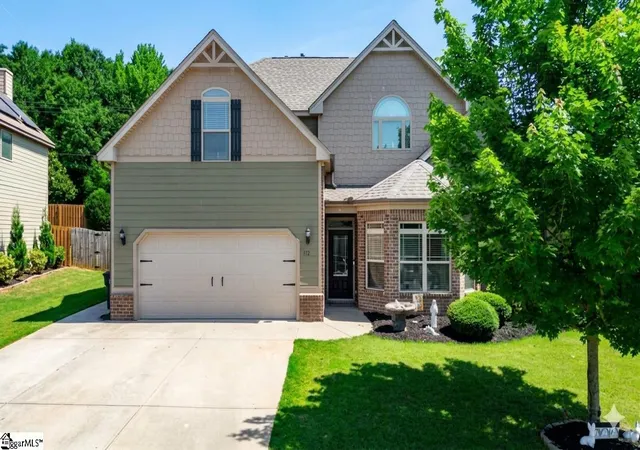 Homes for sale in Simpsonville, SC | 112 Verdana Ct, Simpsonville, SC 29680 | MLS# 1594802