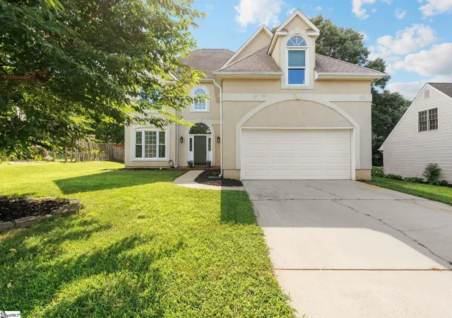 Photo 3 of Single family home for sale at 101 Rosebank Wy, Greenville, SC 29615 | MLS# 1599801 | Listing updated on 2026-08-17
