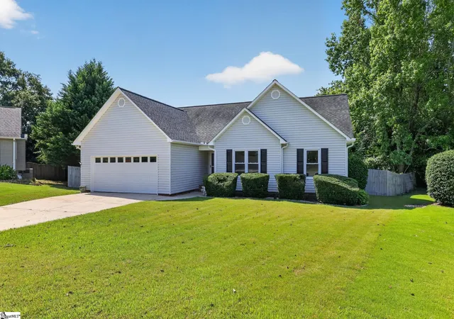 Photo 1 of Sale Pending at 6 Windjammer Ln, Greenville, SC 29617 | MLS# 1601126 | Listing updated on 2026-08-22