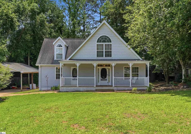 Homes for sale in Easley, SC | 117 Shaffner Dr, Easley, SC 29640 | MLS# 1594806