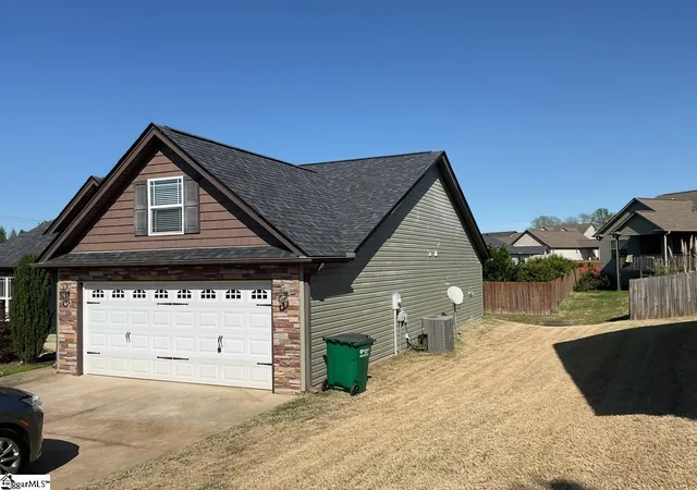 4th image of 313 Gleaner Dr, Inman, SC 29349 | MLS# 1584030