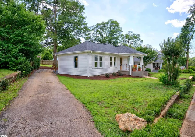 3rd image of 108 Beechwood Ave, Greenville, SC 29607 | MLS# 1595682