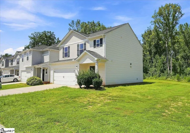 Photo 2 of Single family home for sale at 751 Wayfinder Run, Inman, SC 29349 | MLS# 1601915 | Listing updated on 2026-09-21