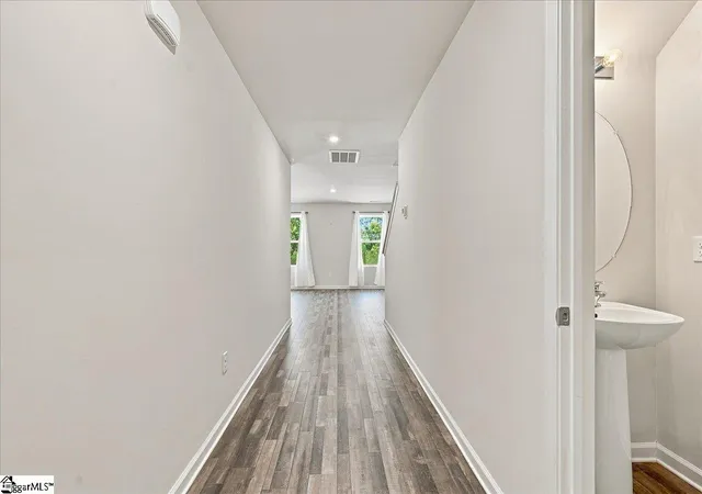 Photo 4 of Single family home for sale at 751 Wayfinder Run, Inman, SC 29349 | MLS# 1601915 | Listing updated on 2026-09-21