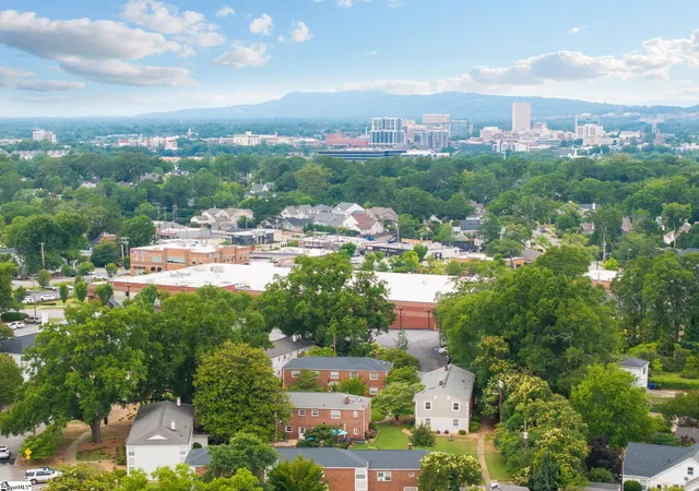36th image of 100 Lewis Dr #Unit 4B, Greenville, SC 29605 | MLS# 1595221