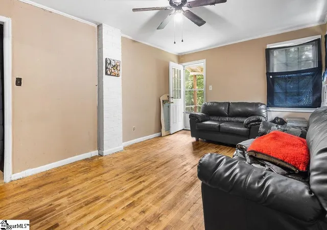 Photo 3 of House for sale at 194 Palisade St, Spartanburg, SC 29306 | MLS# 1601668 | Listing updated on 2026-08-22