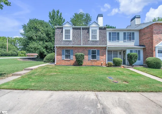 Photo 1 of Townhouse for sale at 101 Shady Tree Dr, Taylors, SC 29687 | MLS# 1601344 | Listing updated on 2026-09-12