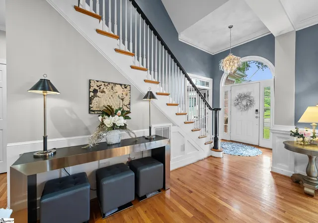 Photo 2 of Single family home for sale at 201 Huddersfield Dr, Simpsonville, SC 29681 | MLS# 1601335 | Listing updated on 2026-09-21