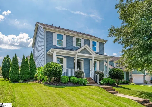 Photo 2 of Single family home for sale at 233 Fremont Dr, Simpsonville, SC 29680 | MLS# 1601549 | Listing updated on 2026-09-17