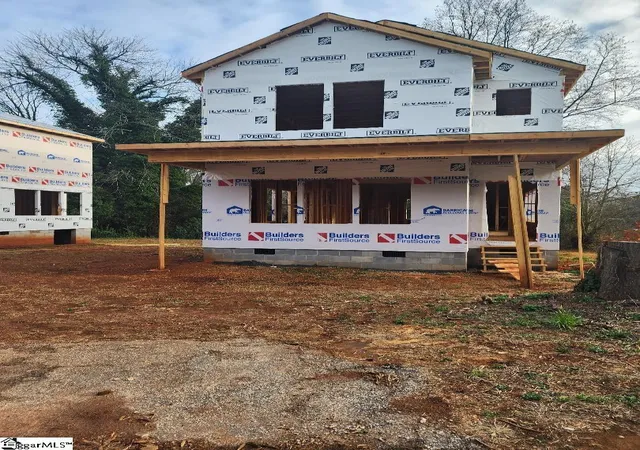 Homes for sale in Greenville, SC | 211 Glenn Rd, Greenville, SC 29607 | MLS# 1582935