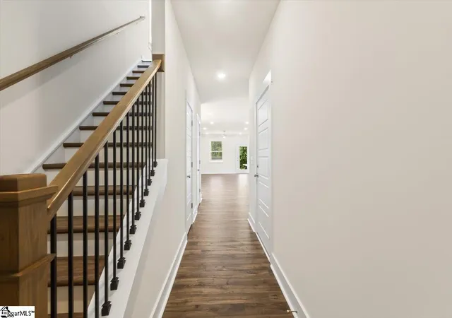 Photo 2 of Single family home for sale at 121 Terpack Ct, Gray Court, SC 29645 | MLS# 1601055 | Listing updated on 2026-09-13