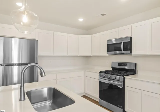 Photo 3 of Single family home for sale at 121 Terpack Ct, Gray Court, SC 29645 | MLS# 1601055 | Listing updated on 2026-10-05