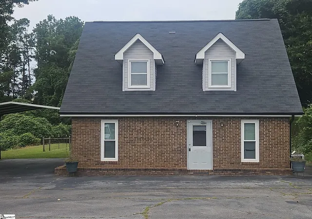 Photo 1 of Single family home for sale at 4612 Moorefield Memorial Hwy, Pickens, SC 29671 | MLS# 1564752 | Listing updated on 2026-09-21